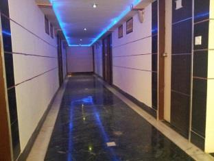 Hotel Sun Shine Gandhinagar Dış mekan fotoğraf